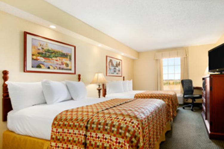 Baymont By Wyndham Easley/Greenville Quarto foto